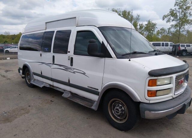 2002 GMC Savana