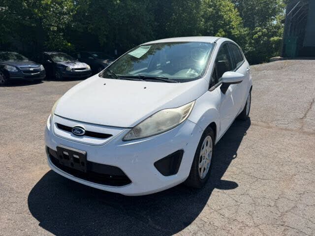 2011 FORD Fiesta