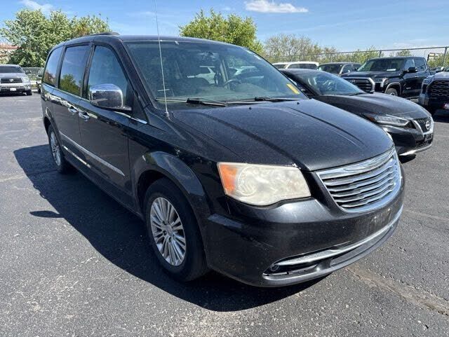 2013 Chrysler Town and Country