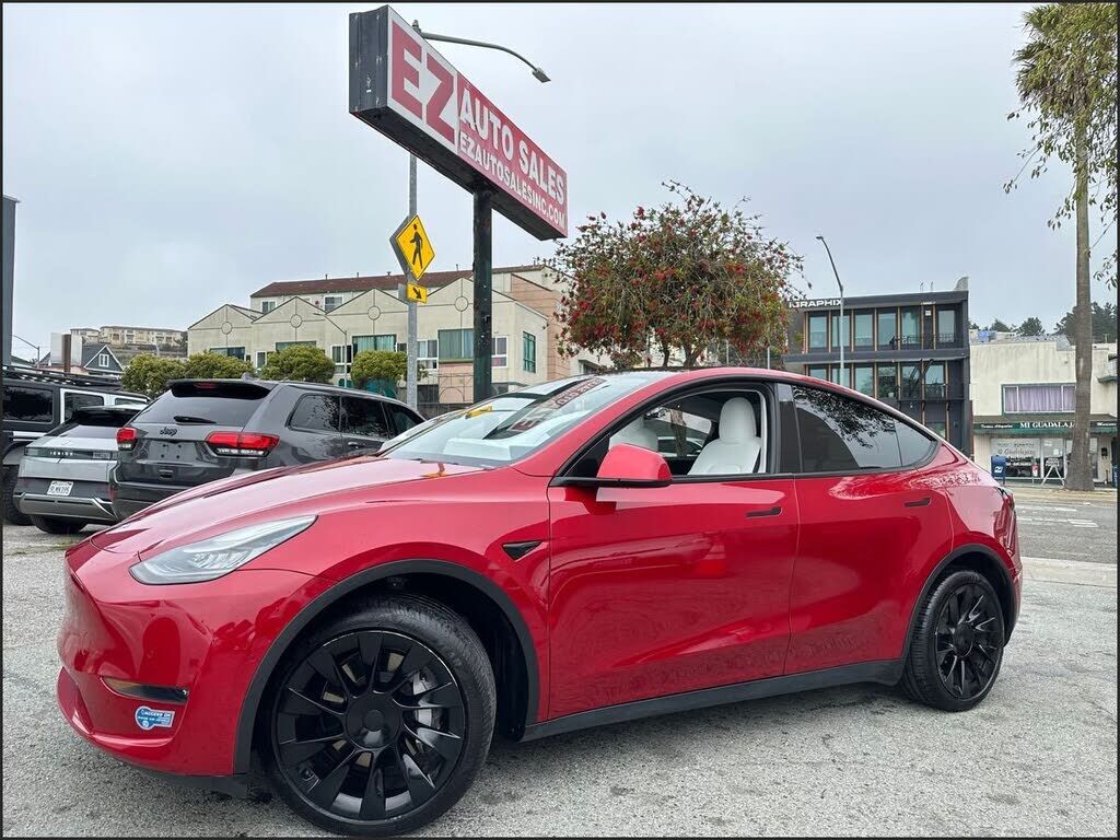 2021 TESLA Model Y