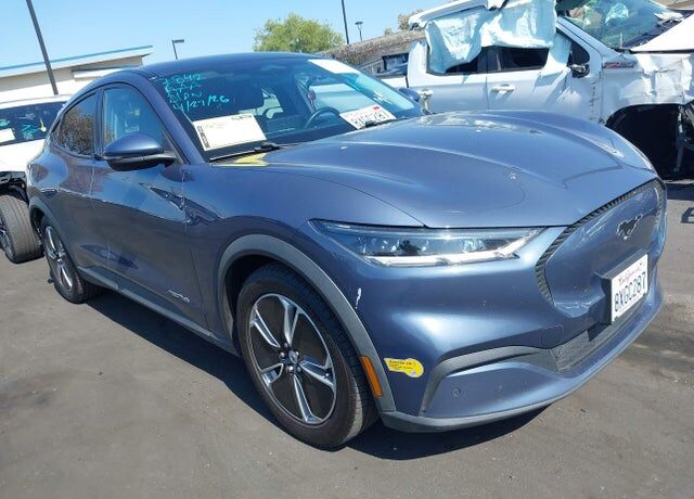 2021 FORD Mach-E