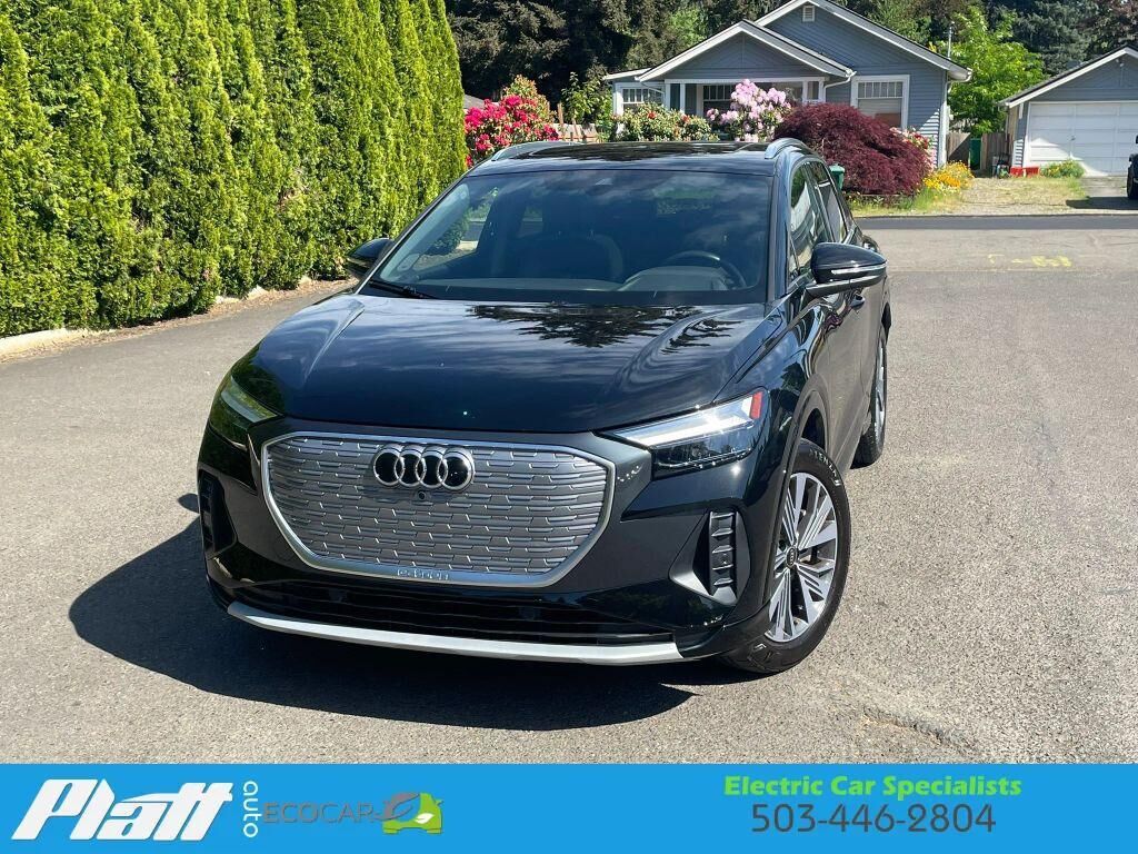 2023 AUDI Q4