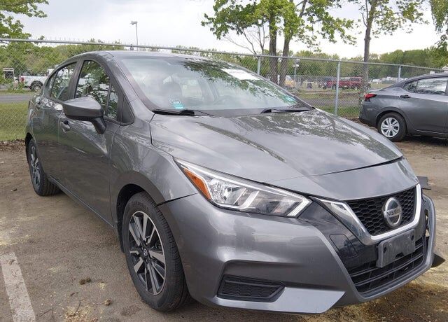 2022 NISSAN Versa