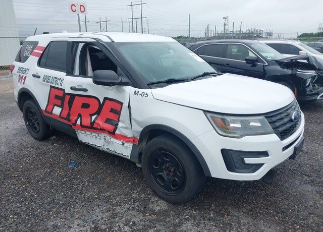 2017 FORD Explorer