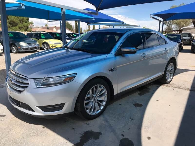 2013 FORD Taurus