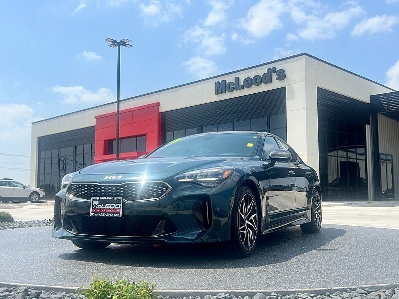 2022 KIA Stinger