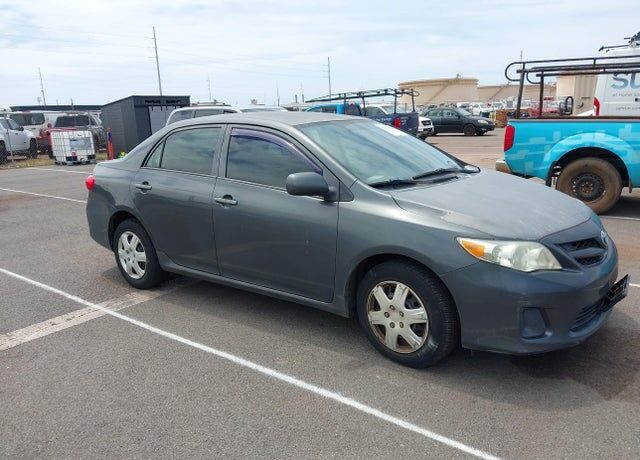 2013 TOYOTA Corolla