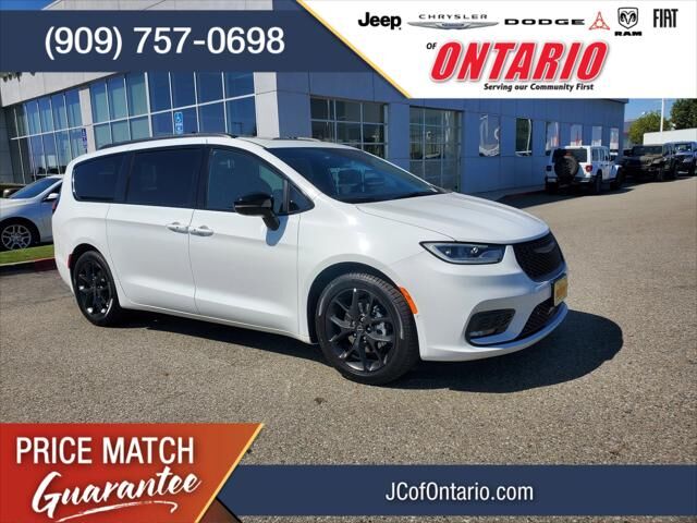 2026 CHRYSLER Pacifica