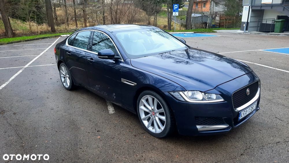 Jaguar XF