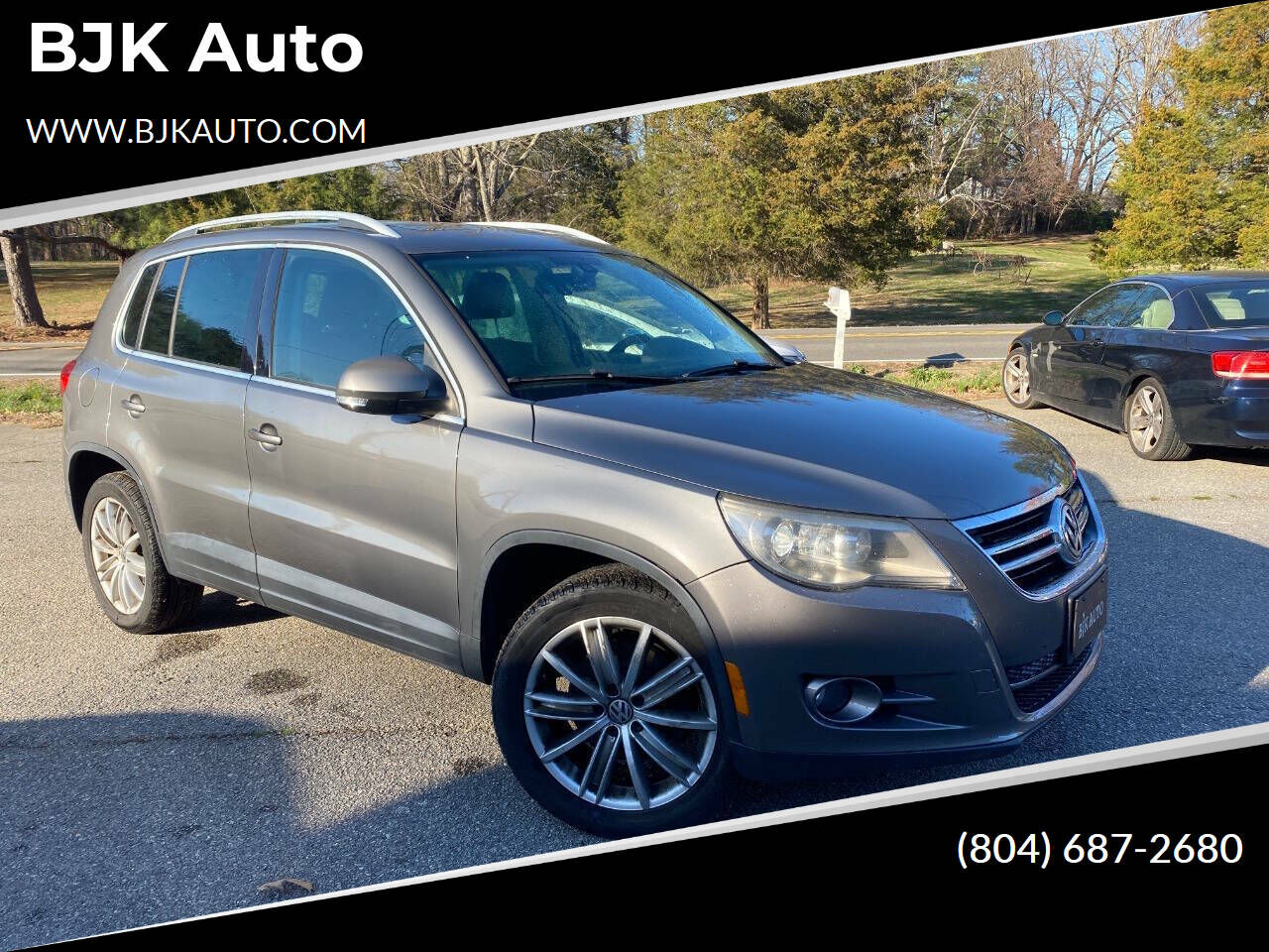 2011 VOLKSWAGEN Tiguan