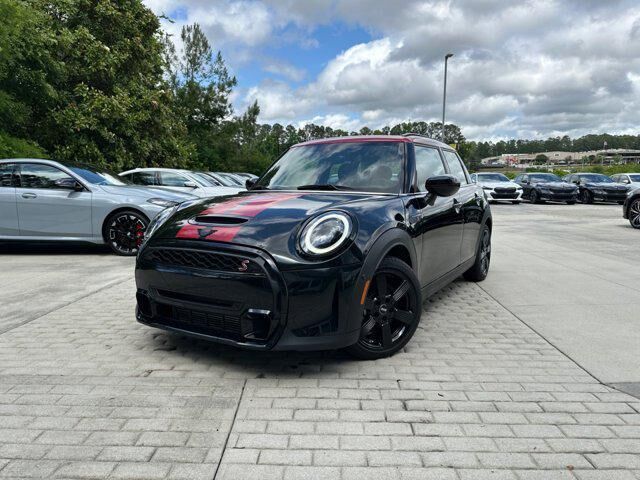 2024 MINI Hardtop