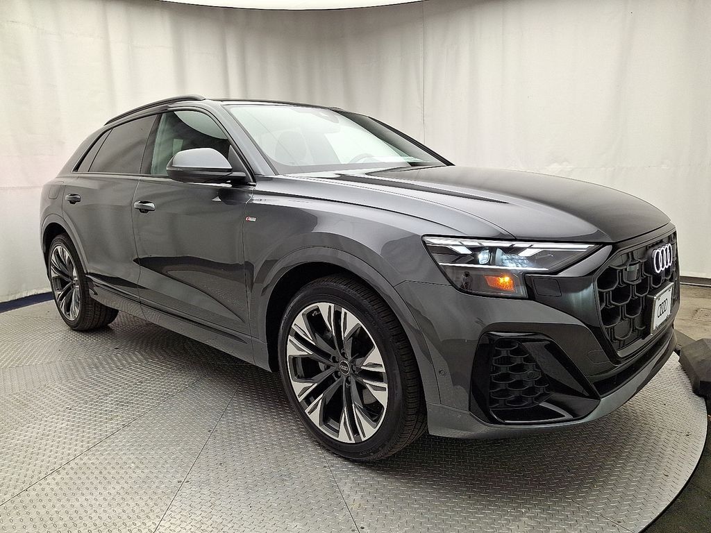 2026 Audi Q8