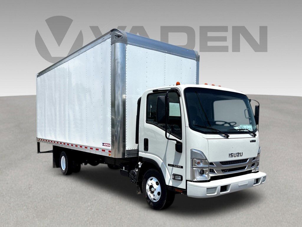 2026 ISUZU NPR/NPR-HD