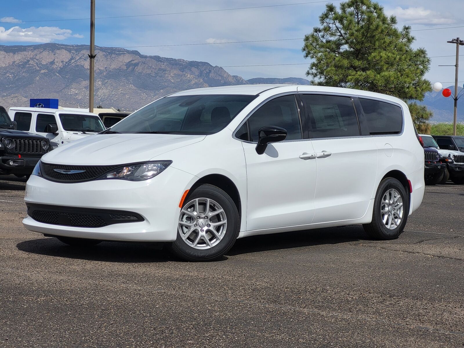 2026 CHRYSLER Voyager