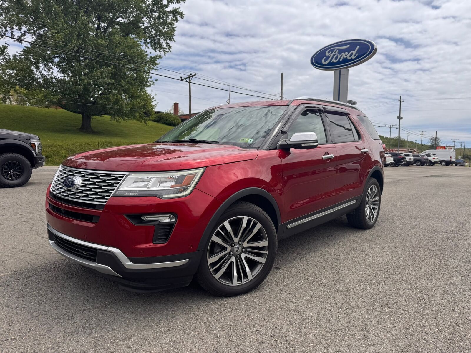 2019 FORD Explorer