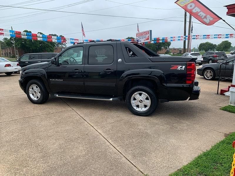 2013 CHEVROLET Avalanche