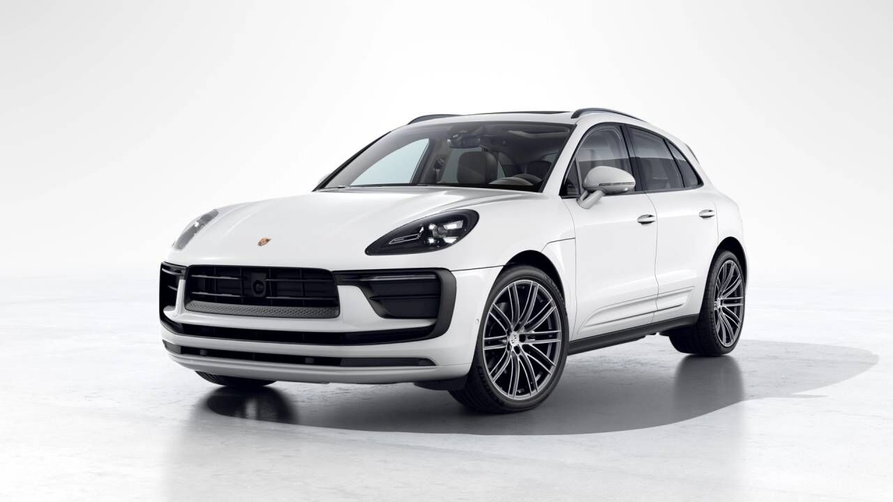 2026 PORSCHE Macan