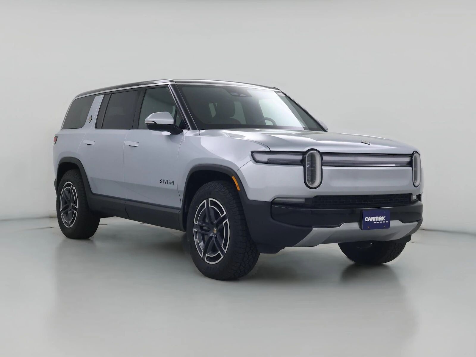 2026 RIVIAN R1S