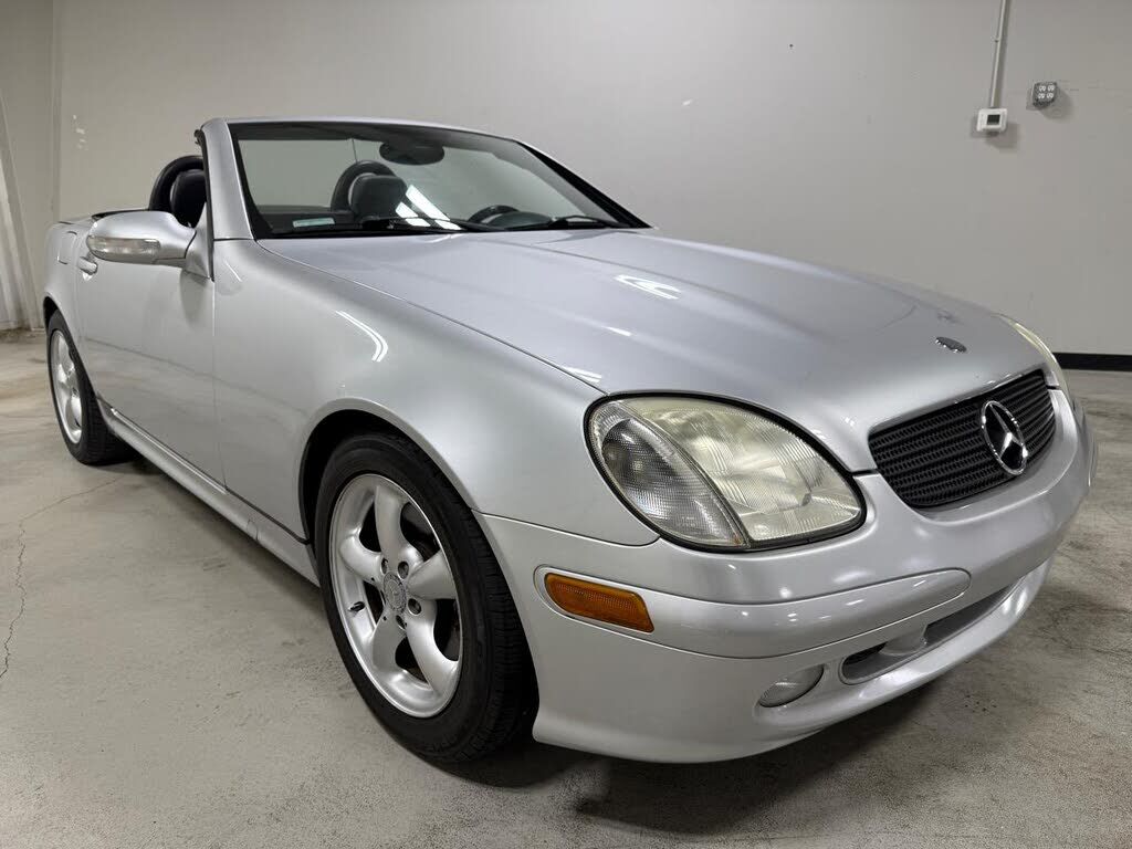 2001 MERCEDES-BENZ SLK-Class