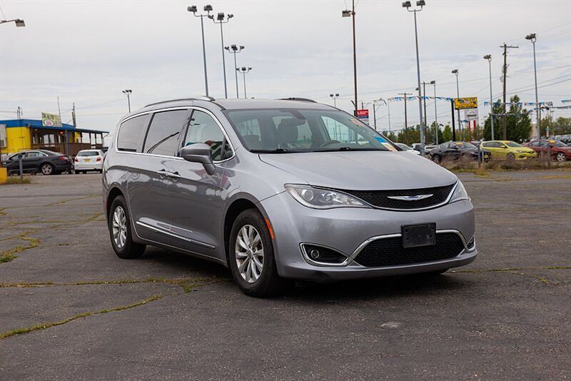 2019 CHRYSLER Pacifica