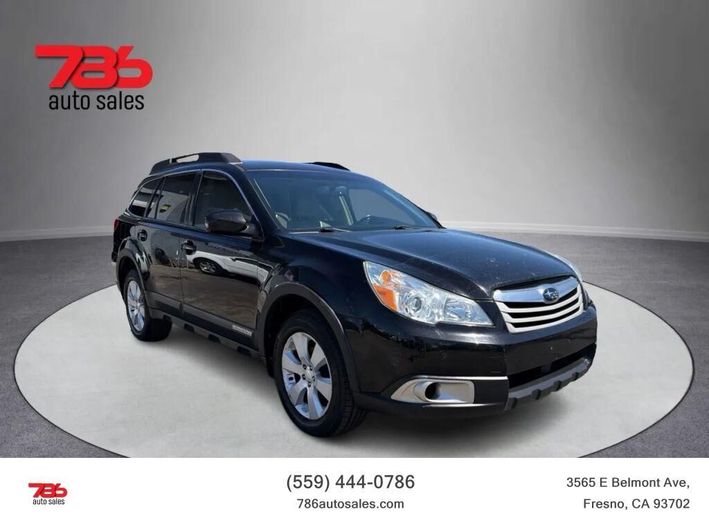 2010 SUBARU Outback