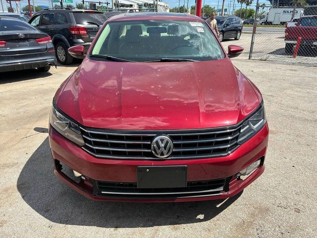 2017 VOLKSWAGEN Passat