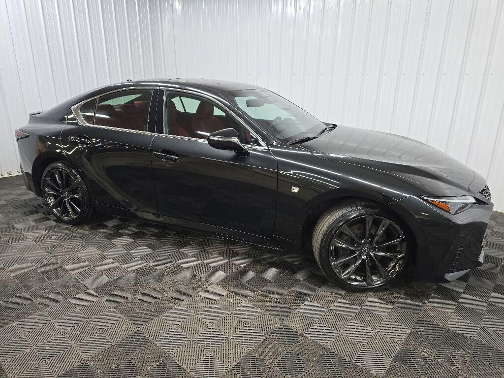 2024 LEXUS IS