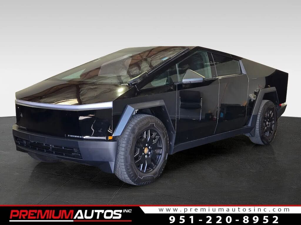 2024 TESLA Cybertruck