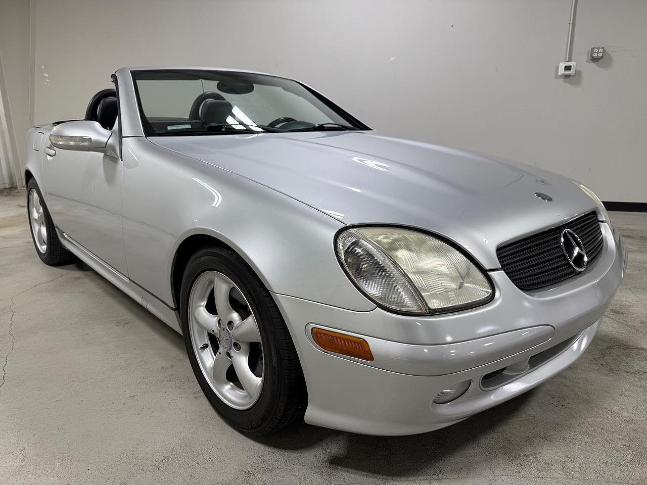 2001 MERCEDES-BENZ SLK-Class