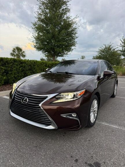 2016 LEXUS ES