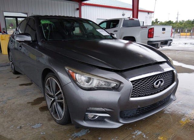 2016 INFINITI Q50