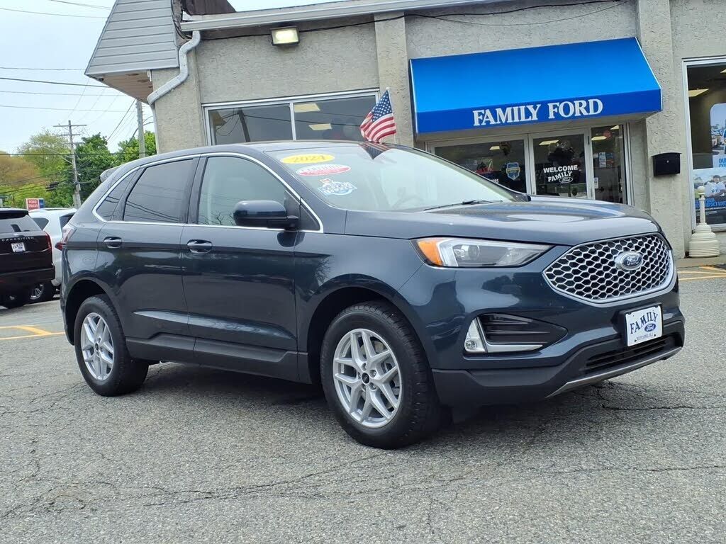 2024 FORD Edge
