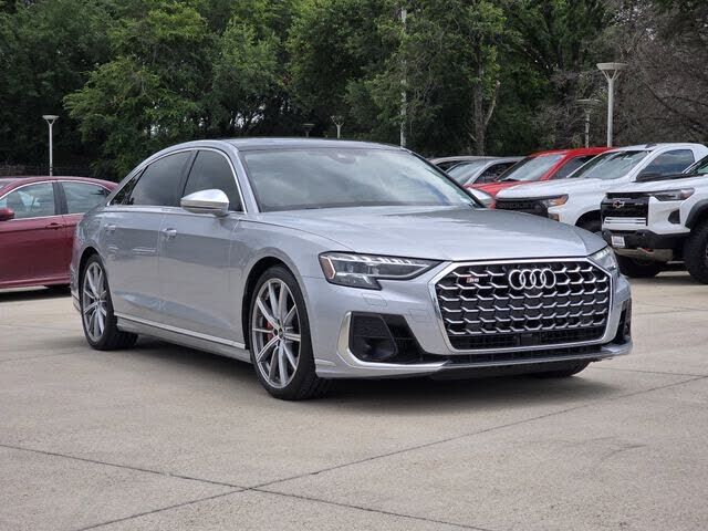 2022 Audi S8