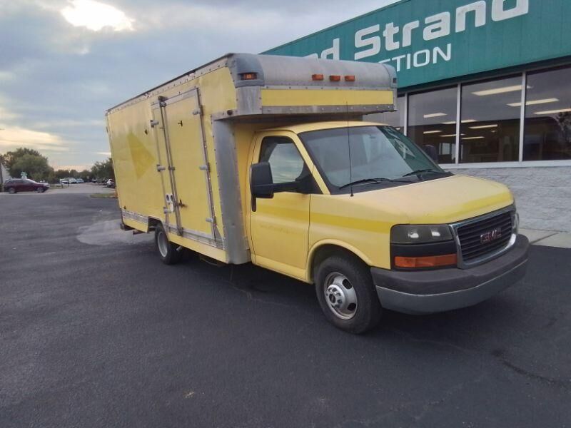 GMC Savana