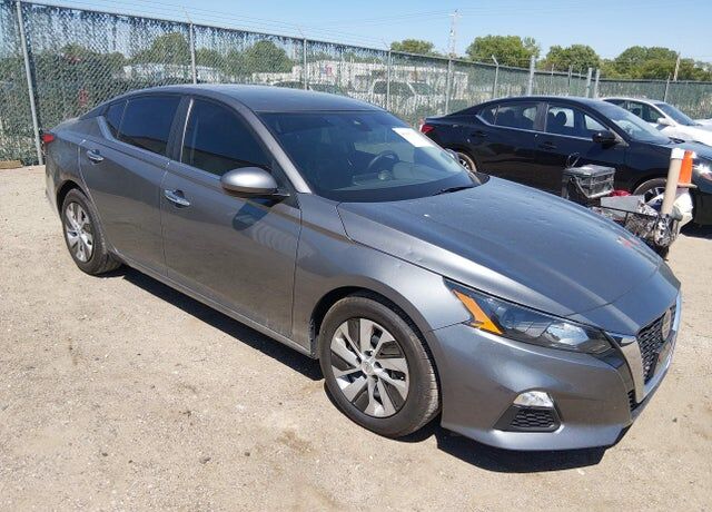 2022 NISSAN Altima