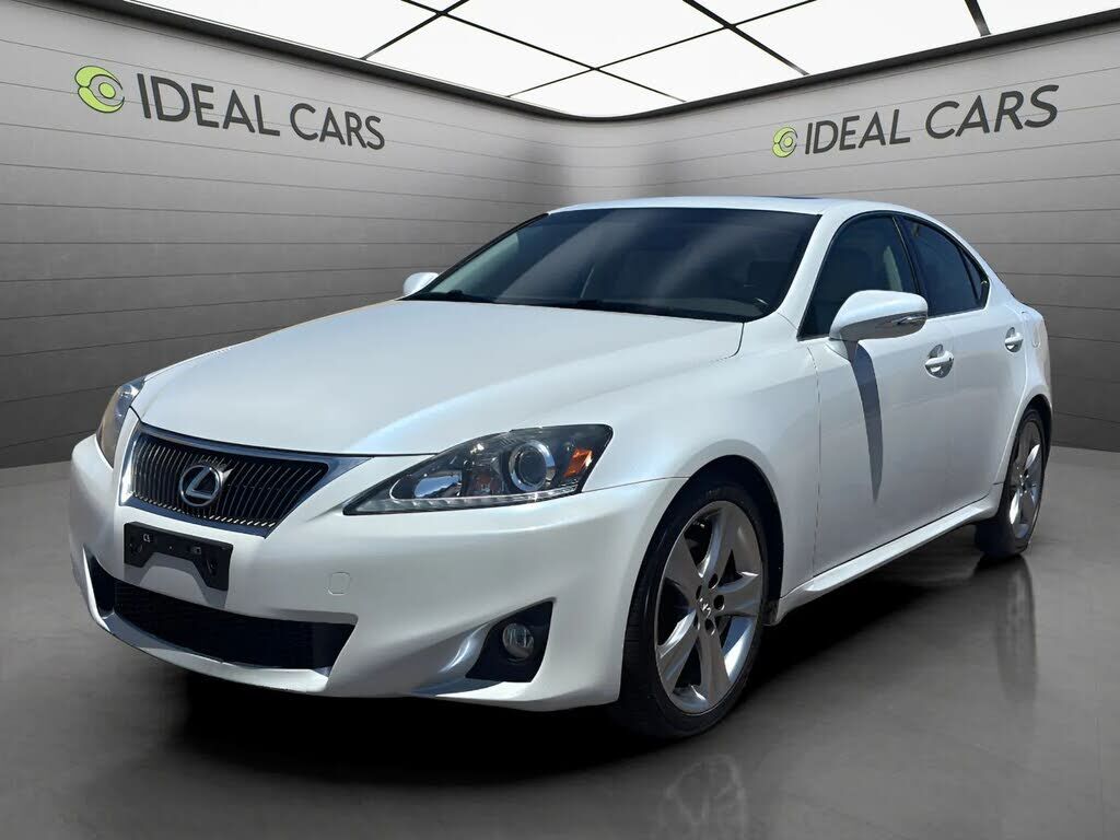2011 LEXUS IS