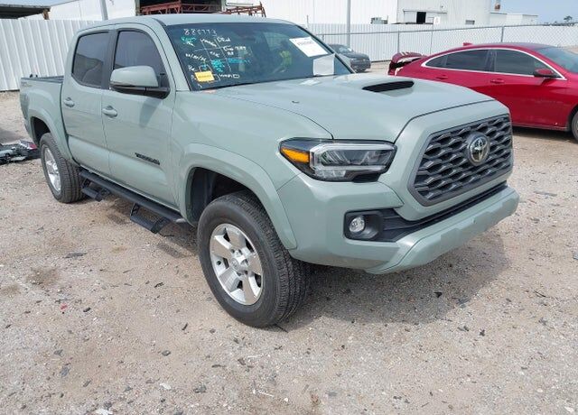 2023 TOYOTA Tacoma