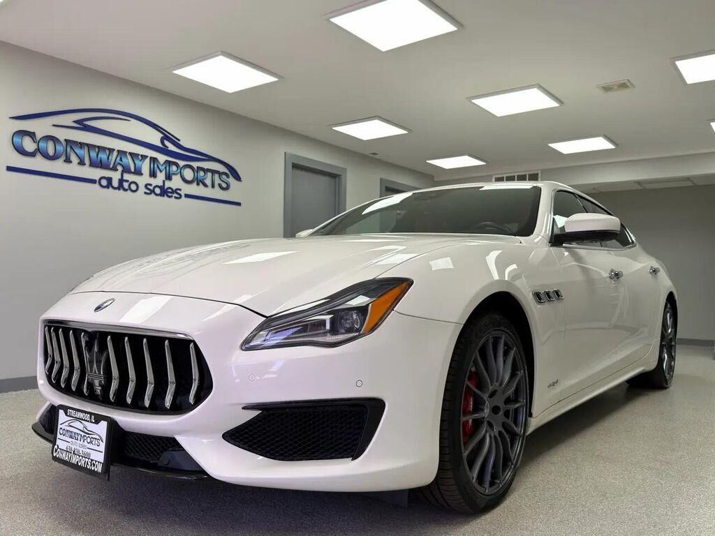 2018 MASERATI Quattroporte