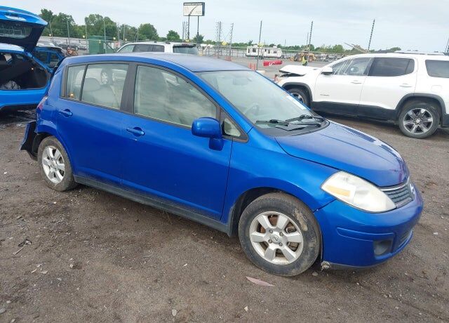 2009 NISSAN Versa
