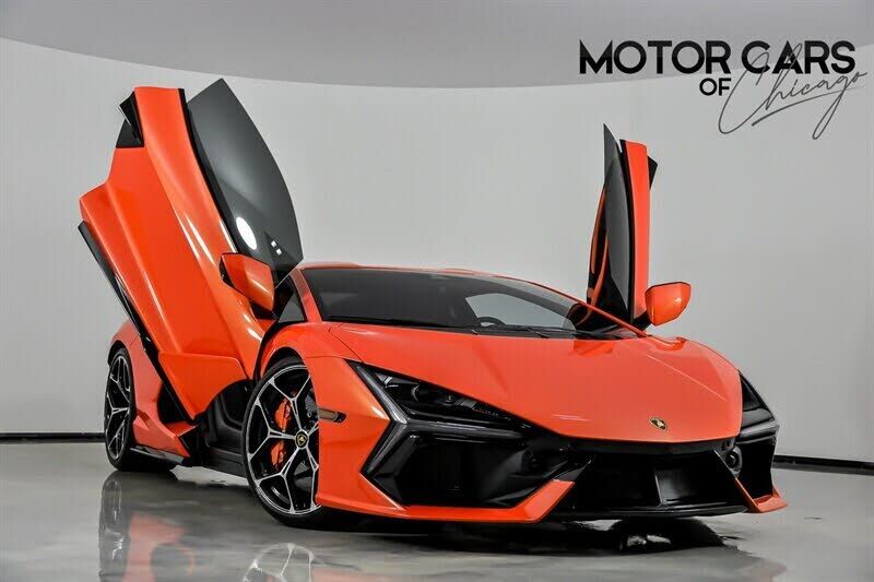 2024 LAMBORGHINI Revuelto