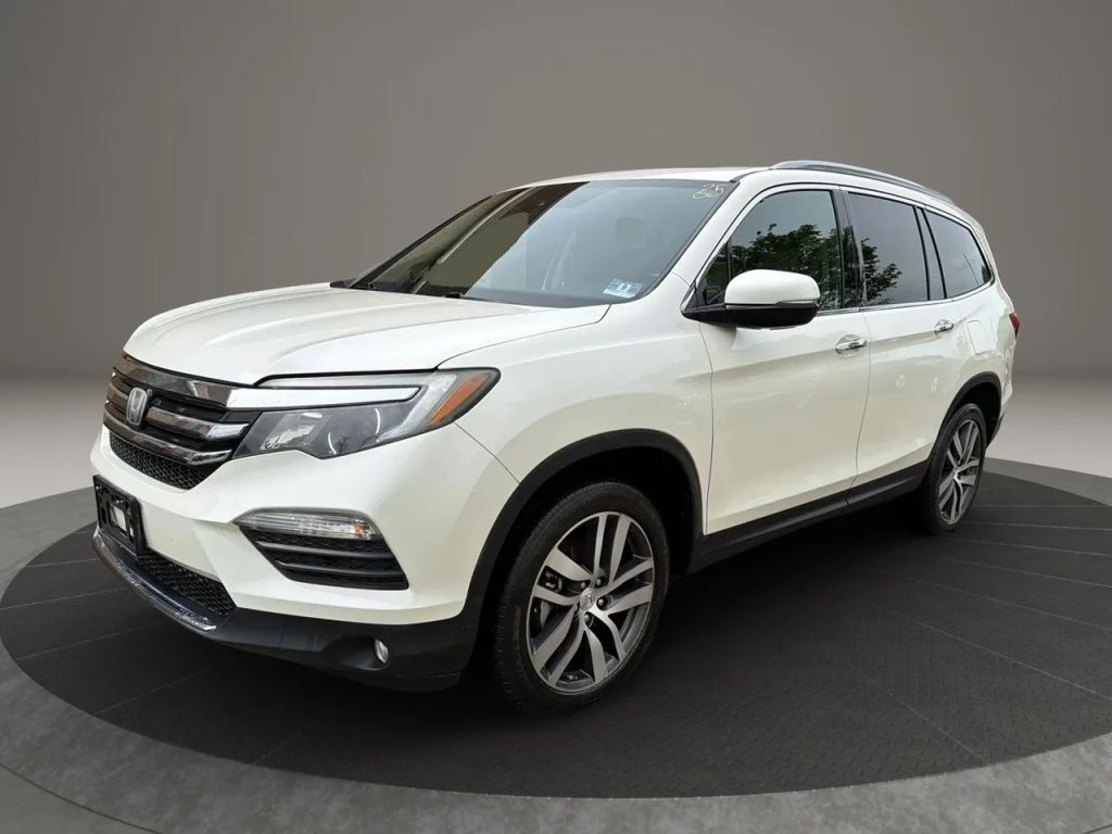 2017 HONDA Pilot