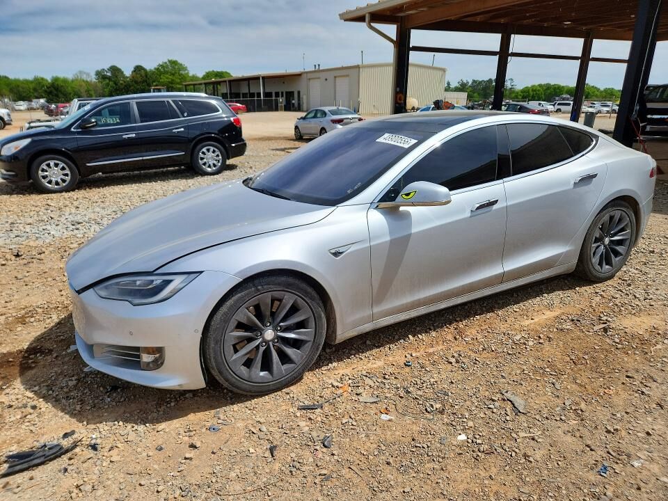 2016 TESLA Model S
