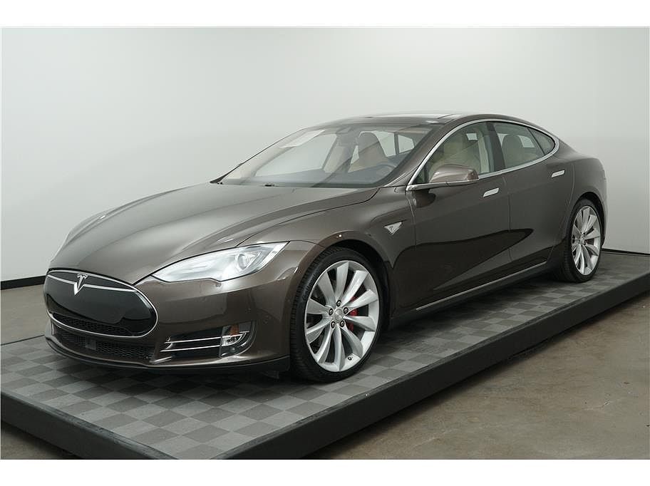 2014 TESLA Model S