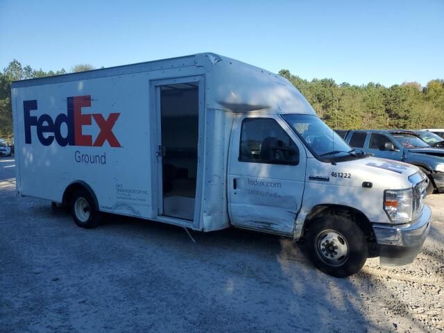 2021 FORD E-350