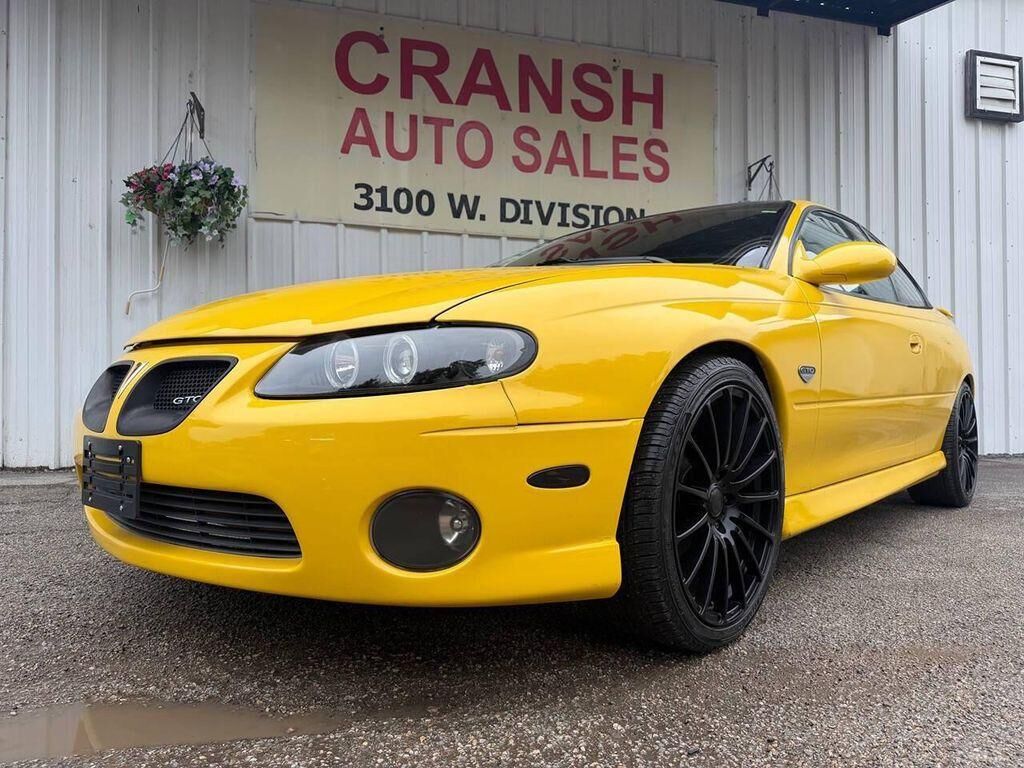 2004 PONTIAC GTO