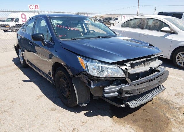 2017 SUBARU Legacy