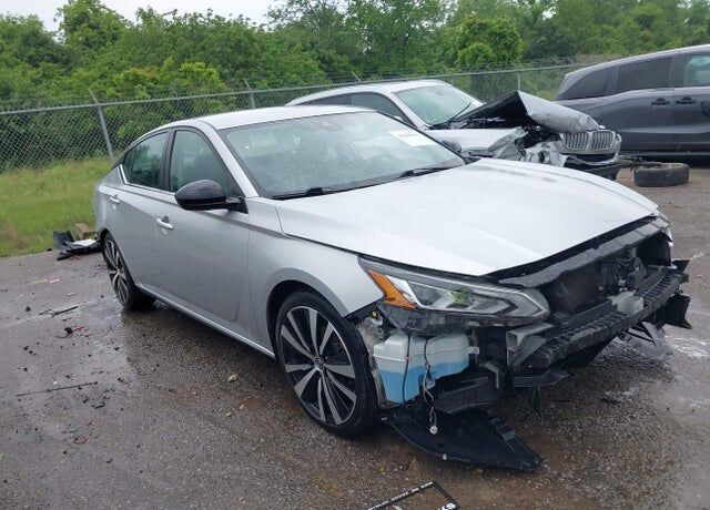 2022 NISSAN Altima