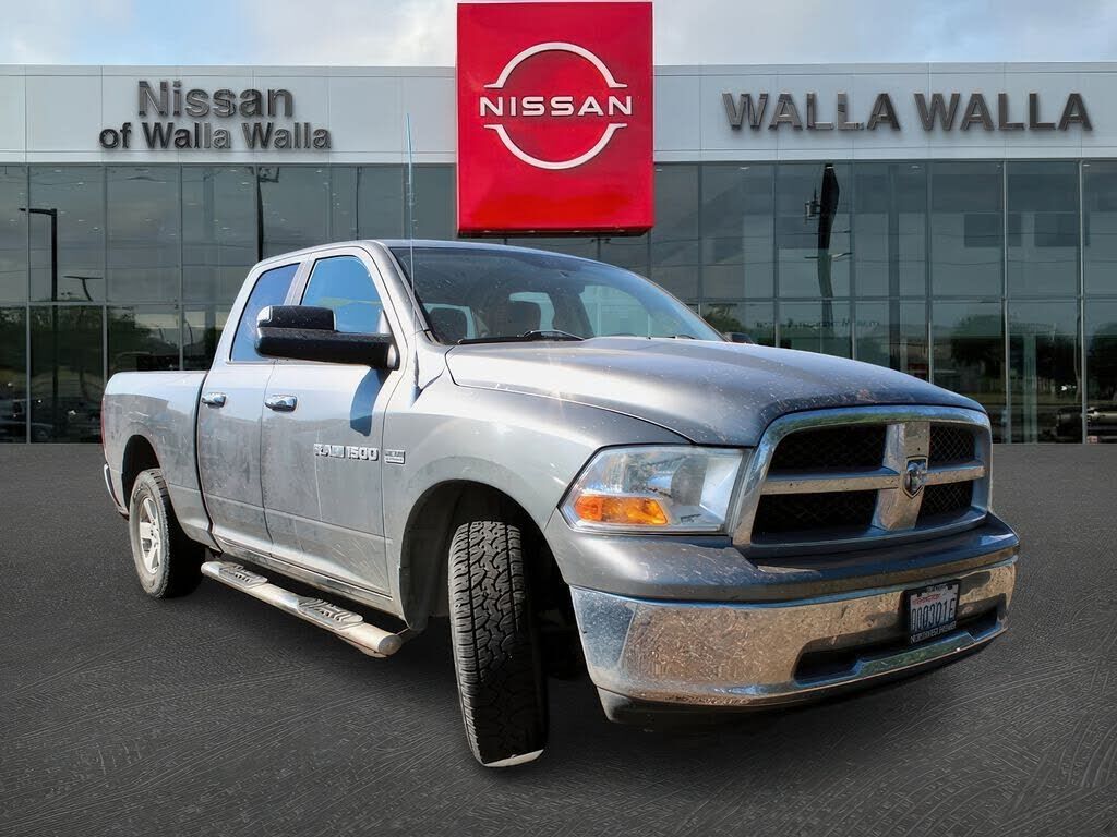 2012 DODGE Ram