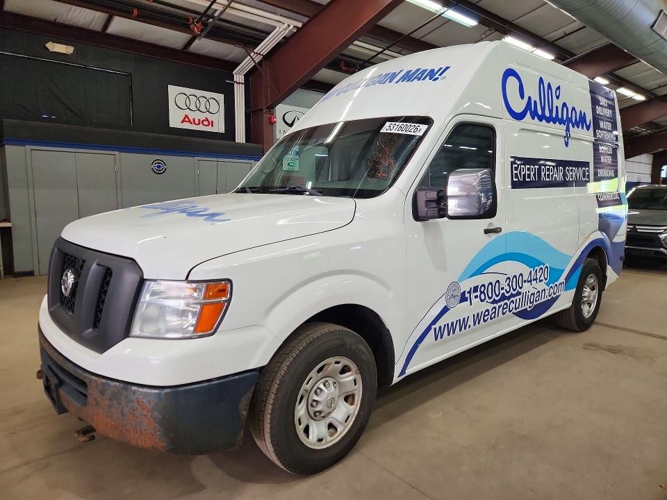 2016 NISSAN NV