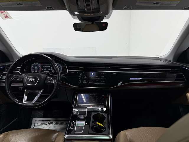 2022 Audi Q8
